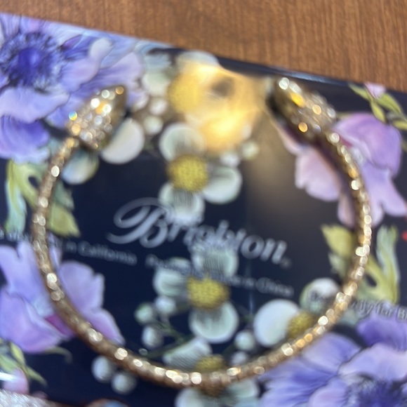 Cuff bracelet - Picture 3 of 4